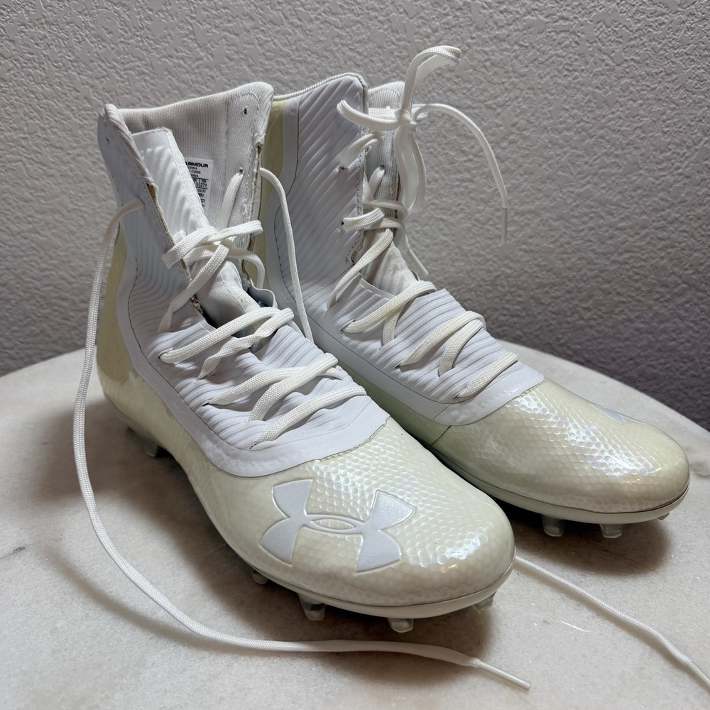 3021478 Under Armour Men's Highlight Mc Football Shoe White/White 9.5